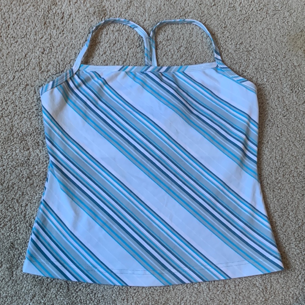 Nike tank top size small